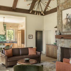 © Jeff Roberts Imaging Location:  Boothbay Harbor, Maine  Design: Sue Ventura, Ventura Design LLC,  Stone Mason: Steve Welton Masonry,  GC: David Haskell Builder,  Stone: Fireplace - Copper Mountain