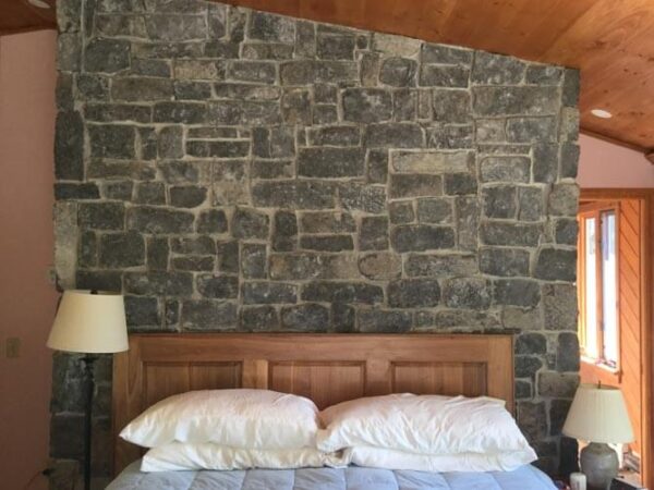 Panton Pummel Ledge Stone Veneer - Green Mountain Veneer